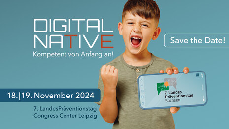 Grafik mit blauem Hintergrund und der Aufschrift: Digital Native, Kompetent von Anfang an! Save the Date! 18. 19. November 2024