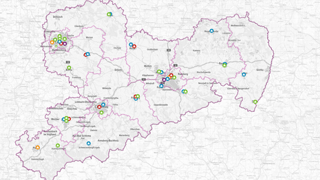 Zeigt Sachsenkarte mit Orten mit Beratungs- und Schutzeinrichtungen